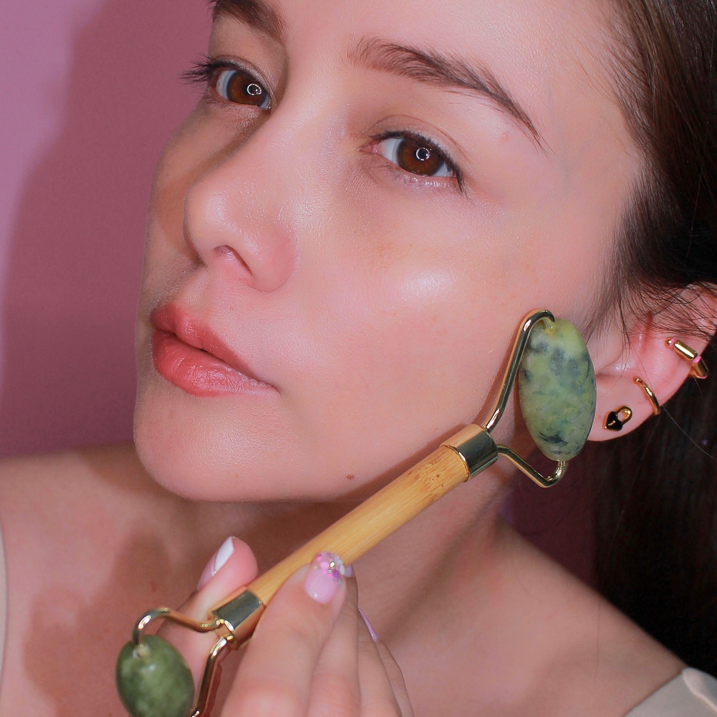 Face_Roller_de_Jade_y_Bambu___Laura_UGC