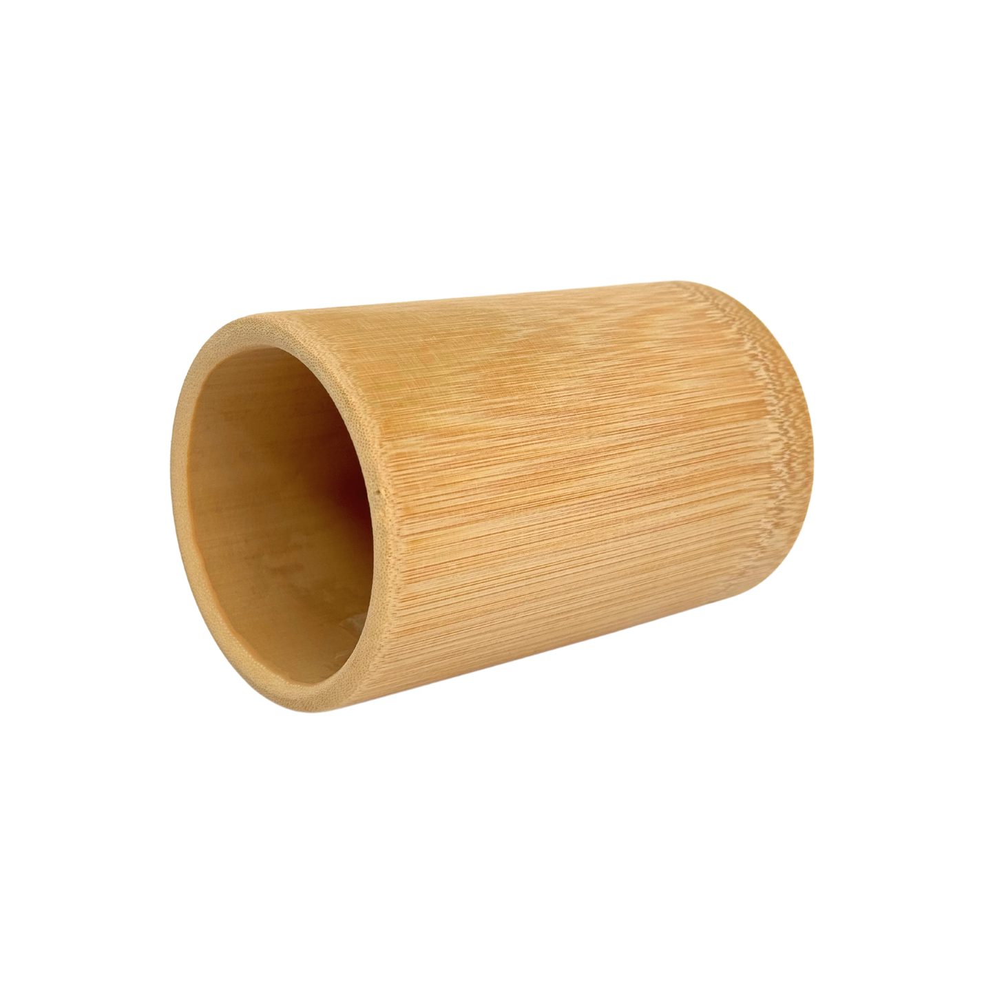 Vaso_de_bambu___Fondo_blanco_3