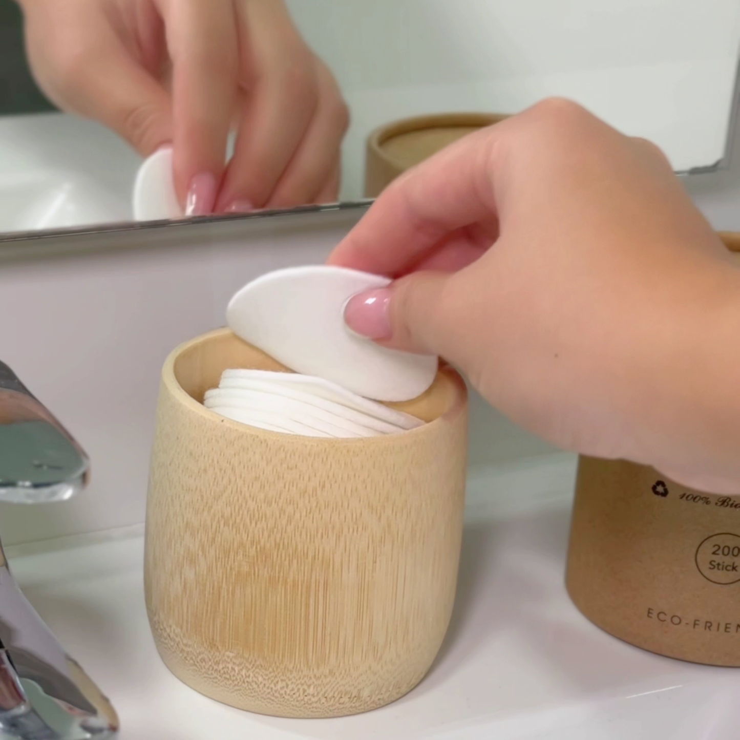 _Vaso_pequeno_de_bambu___Foto_bano_con_pomitos_2